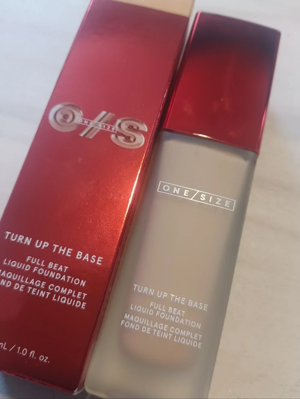 35N ONE/SIZE Turn Up The Base Liquid Foundation - Light/Neutral (Beige)